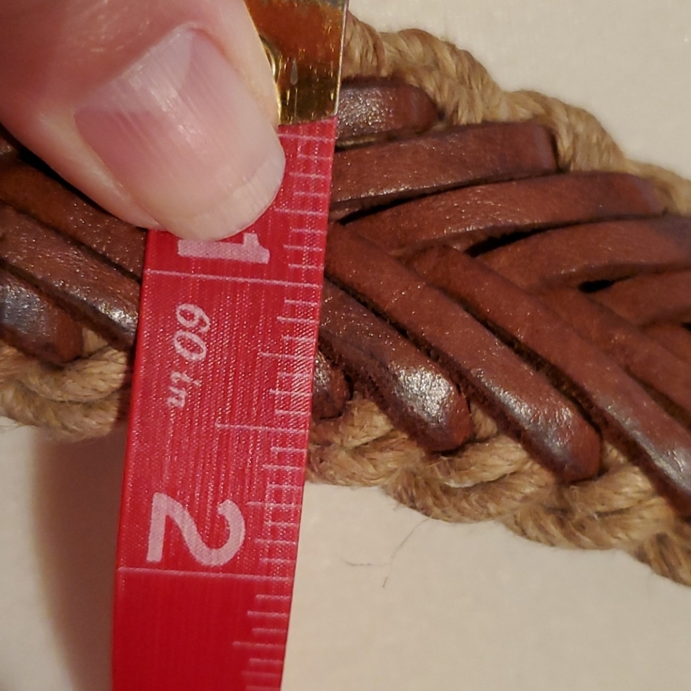 Belt - Picture 3 of 4